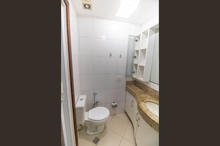 Apartamento à venda com 138m², 3 quartos e 2 vagasBanheiro da Suíte 2
