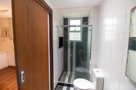 Apartamento à venda com 138m², 3 quartos e 2 vagasBanheiro da Suíte 1
