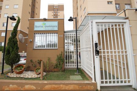 Apartamento para alugar com 56m², 2 quartos e 1 vagaFachada e portaria