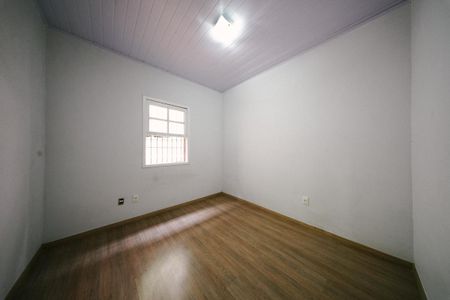 Casa para alugar com 200m², 3 quartos e 3 vagas Casa para alugar com 200m², 3 quartos e 3 vagasQuarto 2