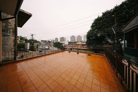 Casa para alugar com 200m², 3 quartos e 3 vagas Casa para alugar com 200m², 3 quartos e 3 vagasVaranda