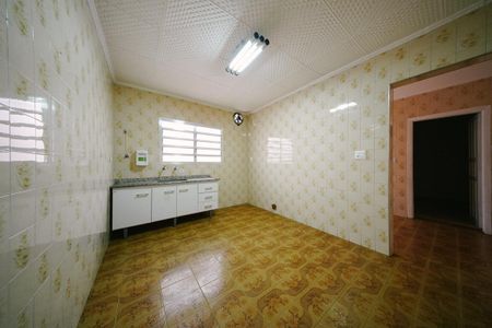 Casa para alugar com 200m², 3 quartos e 3 vagas Casa para alugar com 200m², 3 quartos e 3 vagasCozinha