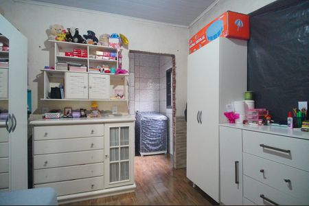 Casa à venda com 80m², 2 quartos e 2 vagasQuarto 2