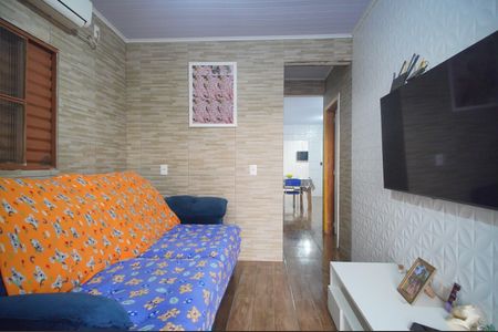 Sala de casa à venda com 2 quartos, 80m² em Vicentina, São Leopoldo