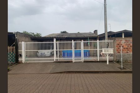 Casa à venda com 80m², 2 quartos e 2 vagasFachada