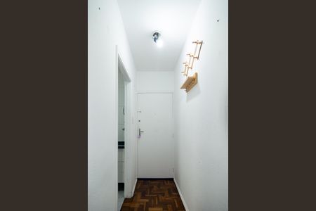 Corredor de apartamento para alugar com 2 quartos, 65m² em Bela Vista, São Paulo