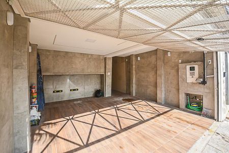 Casa à venda com 180m², 3 quartos e 2 vagas Casa à venda com 180m², 3 quartos e 2 vagasGaragem