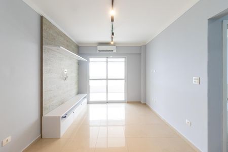 Apartamento para alugar com 101m², 2 quartos e 1 vaga Apartamento para alugar com 101m², 2 quartos e 1 vagaSala