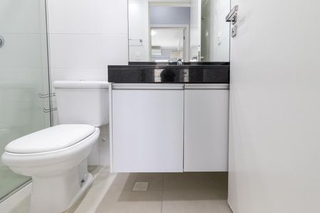 Apartamento para alugar com 101m², 2 quartos e 1 vaga Apartamento para alugar com 101m², 2 quartos e 1 vagaBanheiro Social