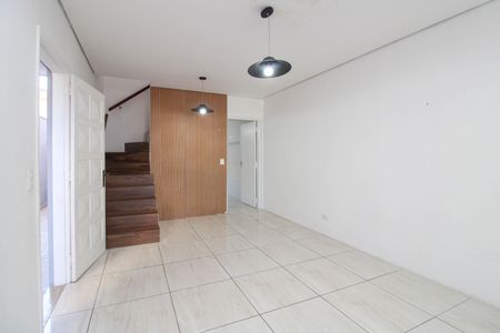 Casa à venda com 100m², 2 quartos e 2 vagasSala 
