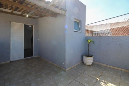 Casa à venda com 100m², 2 quartos e 2 vagasVaranda Suíte 2