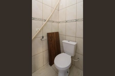 Casa à venda com 100m², 2 quartos e 2 vagasBanheiro de serviço