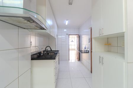 Apartamento à venda com 96m², 2 quartos e 1 vagaCozinha e Área de Serviço