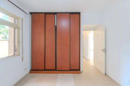 Apartamento à venda com 96m², 2 quartos e 1 vagaQuarto 2