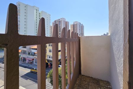 Apartamento para alugar com 82m², 2 quartos e 1 vagaSacada - Quarto 2