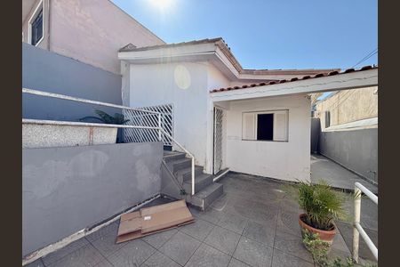 Varanda de casa para alugar com 1 quarto, 45m² em Jardim Aeroporto, São Paulo
