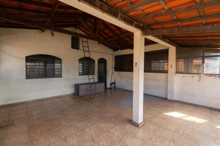 Casa à venda com 230m², 3 quartos e 2 vagasVaranda Superior