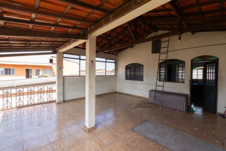Casa à venda com 230m², 3 quartos e 2 vagasVaranda Superior