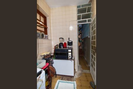 Casa de condomínio à venda com 200m², 3 quartos e sem vaga