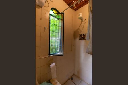 Casa de condomínio à venda com 200m², 3 quartos e sem vaga