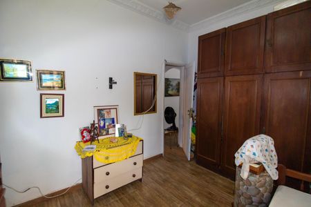 Casa de condomínio à venda com 200m², 3 quartos e sem vaga