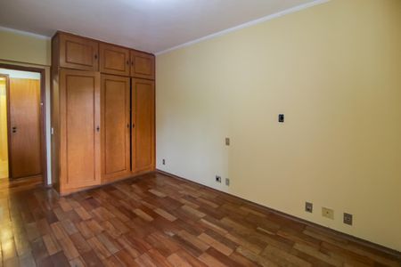 Apartamento para alugar com 155m², 3 quartos e 2 vagasQuarto 2