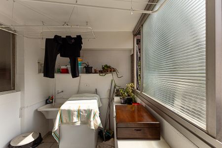 Apartamento à venda com 138m², 3 quartos e 1 vaga Apartamento à venda com 138m², 3 quartos e 1 vagaÁrea de Serviço