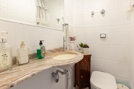 Apartamento à venda com 138m², 3 quartos e 1 vaga Apartamento à venda com 138m², 3 quartos e 1 vagaLavabo