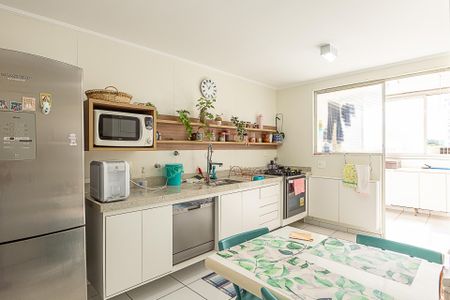 Apartamento à venda com 138m², 3 quartos e 1 vaga Apartamento à venda com 138m², 3 quartos e 1 vagaCozinha