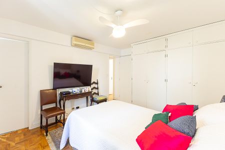 Apartamento à venda com 138m², 3 quartos e 1 vaga Apartamento à venda com 138m², 3 quartos e 1 vagaSuíte