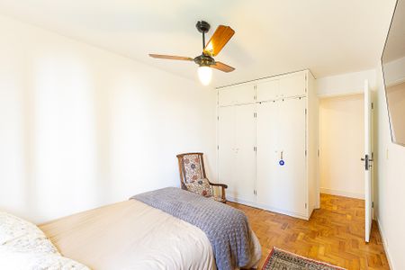Apartamento à venda com 138m², 3 quartos e 1 vaga Apartamento à venda com 138m², 3 quartos e 1 vagaQuarto 2