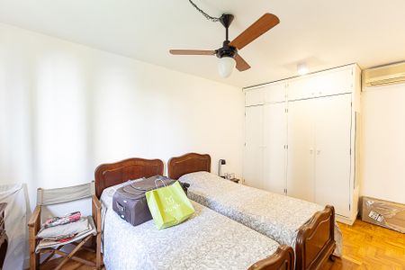 Quarto 1 de apartamento à venda com 3 quartos, 138m² em Itaim Bibi, São Paulo