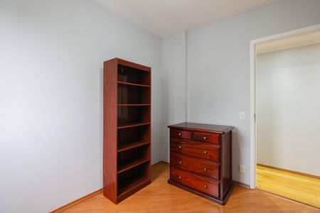 Apartamento à venda com 72m², 3 quartos e 2 vagas Apartamento à venda com 72m², 3 quartos e 2 vagasQuarto 2