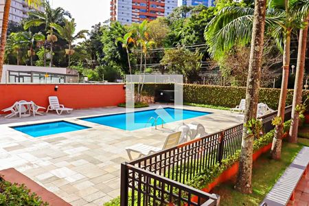 Apartamento à venda com 72m², 3 quartos e 2 vagas Apartamento à venda com 72m², 3 quartos e 2 vagasÁrea comum - Piscina