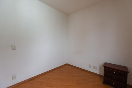 Apartamento à venda com 72m², 3 quartos e 2 vagas Apartamento à venda com 72m², 3 quartos e 2 vagasQuarto