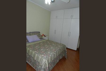 Casa à venda com 4 quartos, 240m² em Jardim Peri Peri, São Paulo