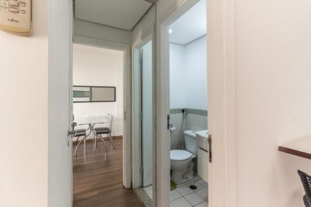 Apartamento para alugar com 42m², 1 quarto e 1 vaga Apartamento para alugar com 42m², 1 quarto e 1 vagaSala - Corredor