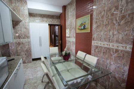 Casa para alugar com 351m², 5 quartos e 3 vagasCopa