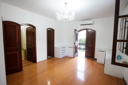 Casa para alugar com 351m², 5 quartos e 3 vagasQuarto Suíte 1