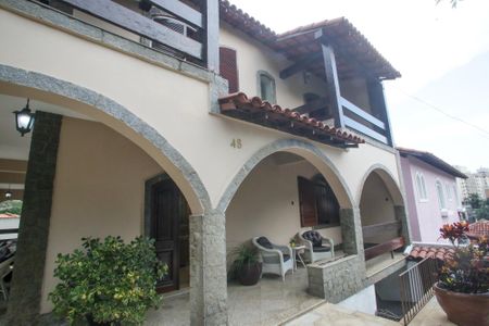 Casa para alugar com 351m², 5 quartos e 3 vagasVaranda