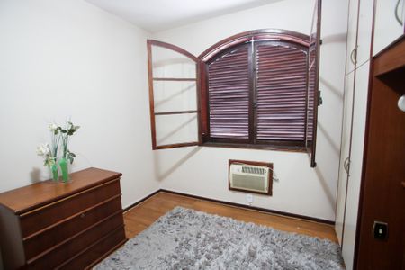 Casa para alugar com 351m², 5 quartos e 3 vagasQuarto 4