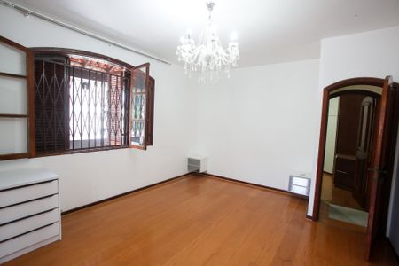 Casa para alugar com 351m², 5 quartos e 3 vagasQuarto Suíte 1