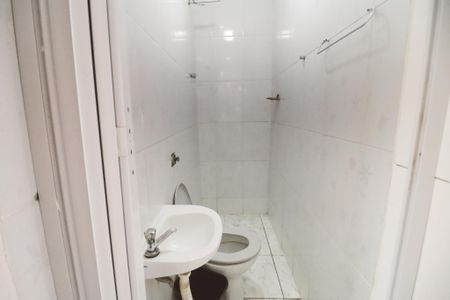 Casa para alugar com 40m², 1 quarto e 1 vagaBanheiro social