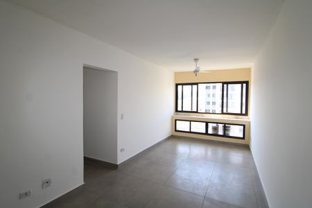 Apartamento para alugar com 82m², 2 quartos e 1 vagaSala