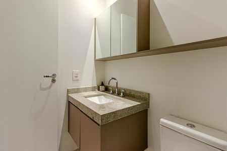 Studio à venda com 26m², 1 quarto e sem vaga Studio à venda com 26m², 1 quarto e sem vagaBanheiro