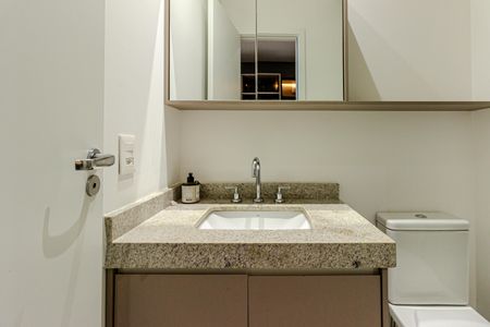 Studio à venda com 26m², 1 quarto e sem vaga Studio à venda com 26m², 1 quarto e sem vagaBanheiro