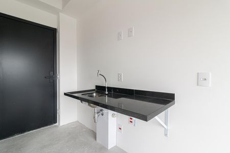 Cozinha de kitnet/studio à venda com 1 quarto, 25m² em Indianópolis, São Paulo