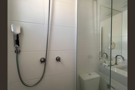 Apartamento para alugar com 49m², 2 quartos e 1 vaga Apartamento para alugar com 49m², 2 quartos e 1 vagaBanheiro da Suíte
