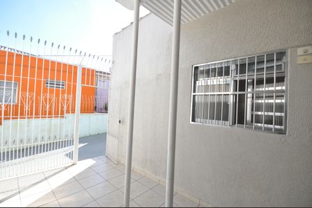 Casa à venda com 76m², 2 quartos e sem vagaQuintal