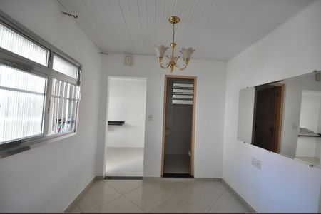 Casa à venda com 76m², 2 quartos e sem vagaCopa